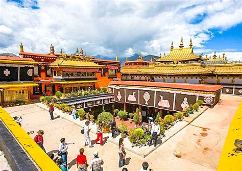  Jokhang Temple、歴史と信仰の交差点！