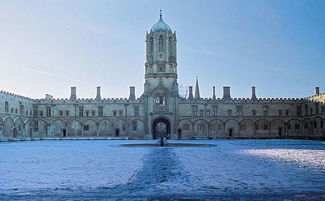 canterbury christ church uni,Location and Campus